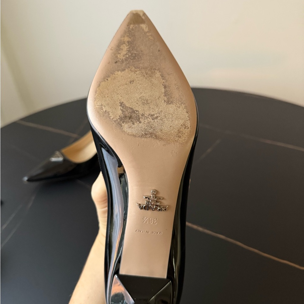 Prada Black Patent Leather Heels 38.5 - image 7